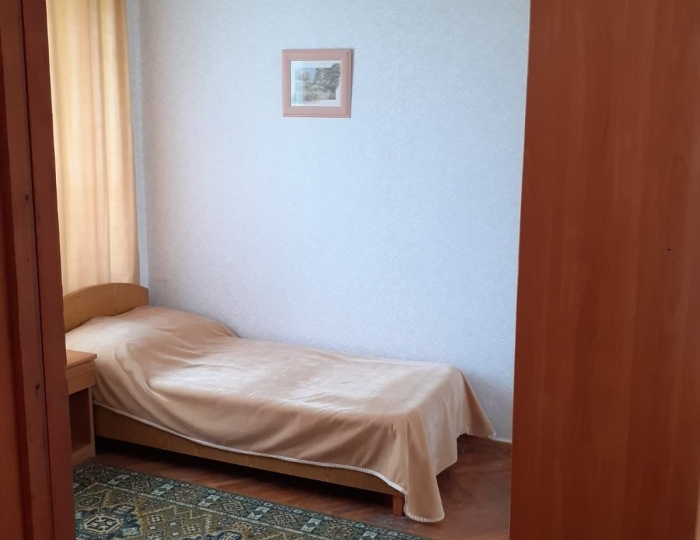 Стандарт 2-местный 2-комнатный без балкона с ванной Север корпус 1 - Санаторий «Первомайский» Евпатория