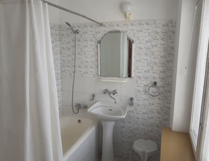 Стандарт 2-местный 2-комнатный без балкона с ванной №101 (1 этаж) Север корпус 1 - Санаторий «Первомайский» Евпатория